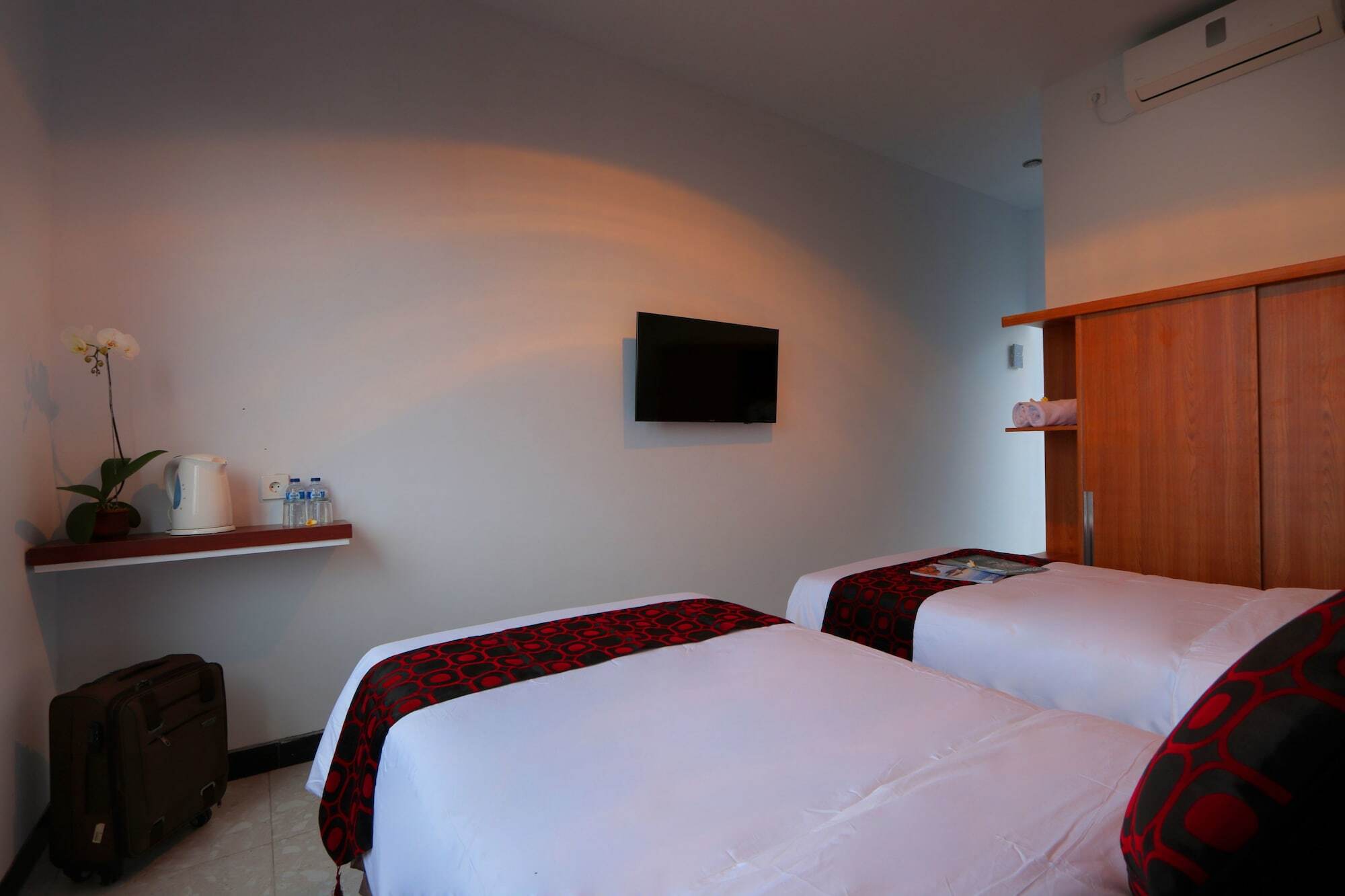 Valomia Guest House Denpasar Exterior foto